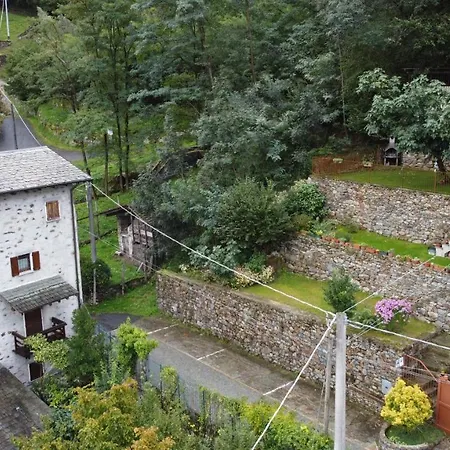 艾尔卡罗汀住宿加早餐旅馆 *
