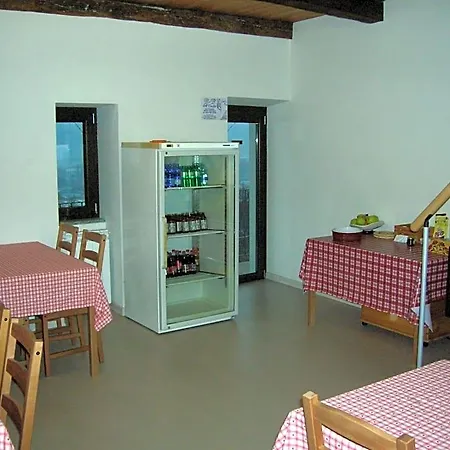 Al Carotin Couette-café Mantello